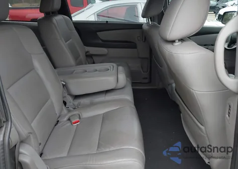 2012 Honda Odyssey Ex-L z USA, uszkodzony, nr VIN 5FNRL5H64CB030127